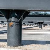 Монтаж винтовых свай для фудкорта на Парнасе