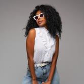 Блузка с воланом