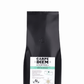 В Бразилии собирают примерно 30 % мирового урожая кофе. Здесь выращивают в основном арабику. Плоды обрабатывают в основном сухим способом. Кислотность кофе, одна из его основных характеристик, зависит от высоты плантации над уровнем моря. Так как большая часть посадок располагается на равнине, вкус большинства сортов Бразильского кофе получается пресным. Однако кофе серии Сантос является приятным исключением. Это действительно кофе для гурманов.