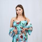 комплект сорочка+халат, в десяти расцветках. Ткань нежная и приятная к телу, регулируемые бретели на сорочке, на халате петелька для вешалки, ровный шов, каждая единица товара в индивидуальной упаковке. Цена розница — 2500р, опт от 30 комплектов — 1500р. Размеры: 42−44, 46−48, 50−52.