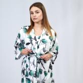 комплект сорочка+халат, в десяти расцветках. Ткань нежная и приятная к телу, регулируемые бретели на сорочке, на халате петелька для вешалки, ровный шов, каждая единица товара в индивидуальной упаковке. Цена розница — 2500р, опт от 30 комплектов — 1500р. Размеры: 42−44, 46−48, 50−52.