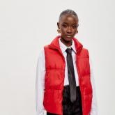 Жилетка женская ( пух)