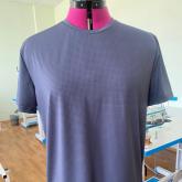 футболки мужские в четырех расцветках (белый, красный, зеленый, синий), размеры 48, 50, 52. Цена розница 1500р, оптовая от 48 шт — 750р