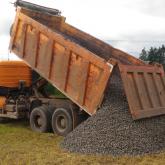 доставка щебня