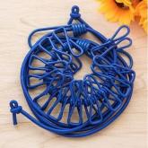 Представляем вам нашу новую бельевую веревку с прищепками! Это удобный и практичный аксессуар для хранения белья в ванной комнате или на балконе. Бельевую веревку можно использовать не только дома, но и в поездках и путешествиях. Она компактна и легка в хранении, а прищепки позволят надежно закрепить вещи на ней. Кроме того, веревка с прищепками может стать отличным подарком для тех, кто любит порядок и уют в доме. Веревка выполнена из прочного материала, который не подвержен износу и деформации. Прищепки п