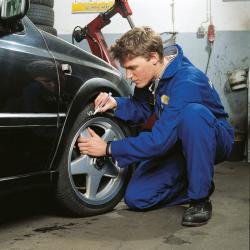 E-8050#49 Маркер для шин и резины edding 8050, круглый наконечник, 2-4 мм Белый, (10 шт/уп)