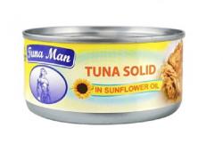 Консервы рыбные стерилизованные  тунец-кусочки в подсолнечном масле. TUNA MAN, Эквадор Состав: тунец филе-кусочки 80%  тунец хлопья 20%  подсолнечное масло.