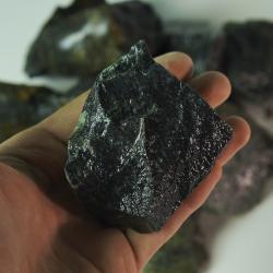 Нефрит колотый 40-80 мм