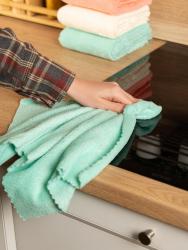 ПОЛОТЕНЦЕ БЕЗ ОКАНТОВКИ текстура материала - гладкая Размер 35х70 Плотностью 300 г/кв.м  цвет зеленый