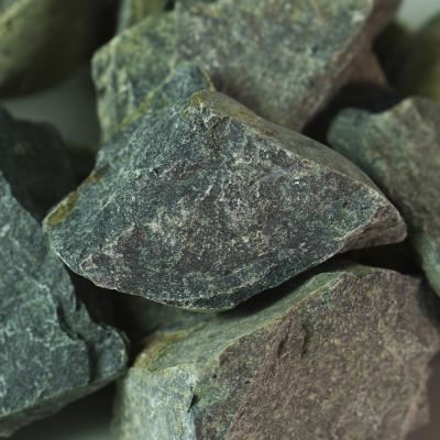 Нефрит колотый 40-80 мм