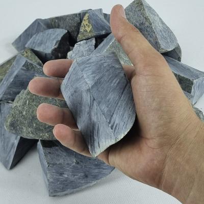 Нефрит пиленый 40-80 мм