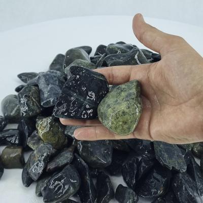 Нефрит шлифованный 20-40 мм